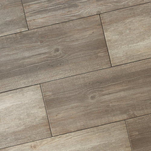 Cerasun Woodlook Oak 30x120x4cm