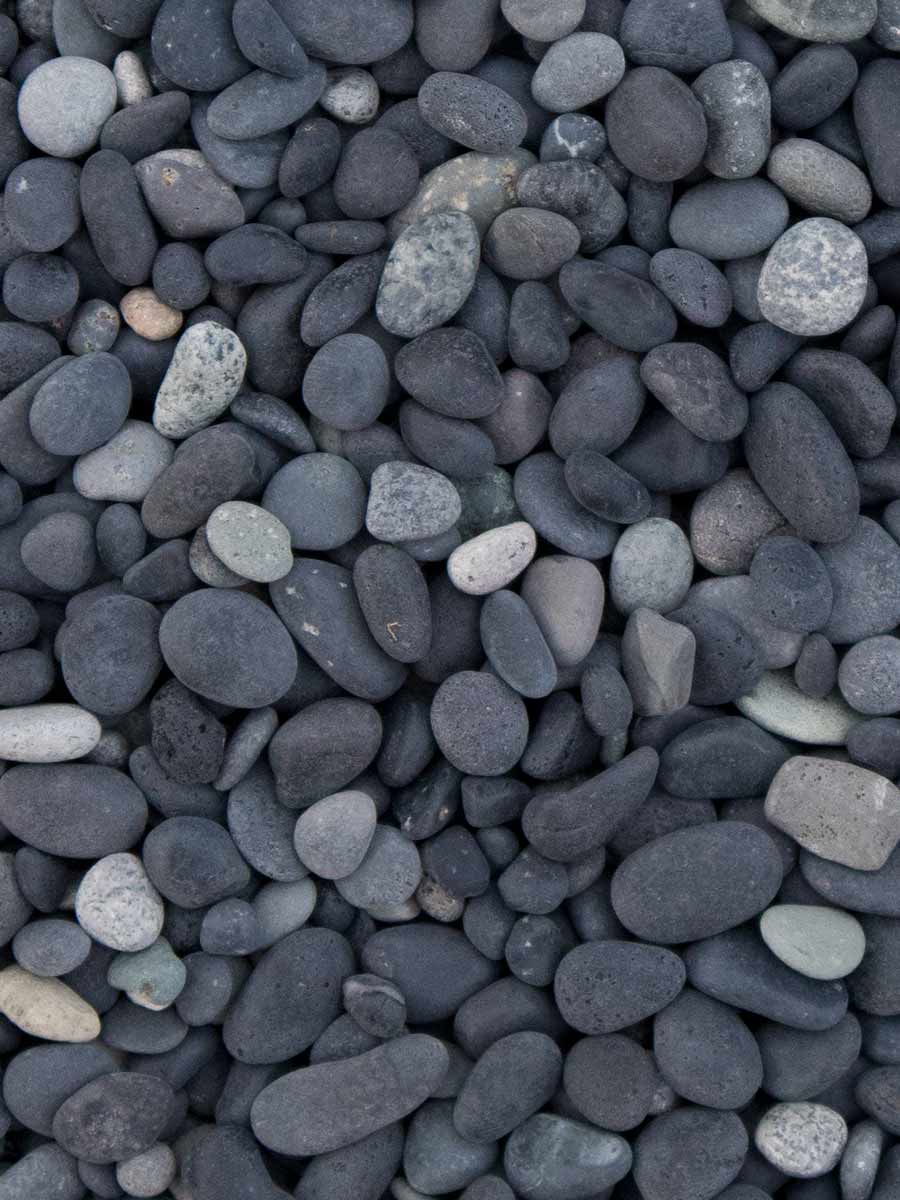 Beach pebbles zwart 8/16mm Aggregates International grind & split
