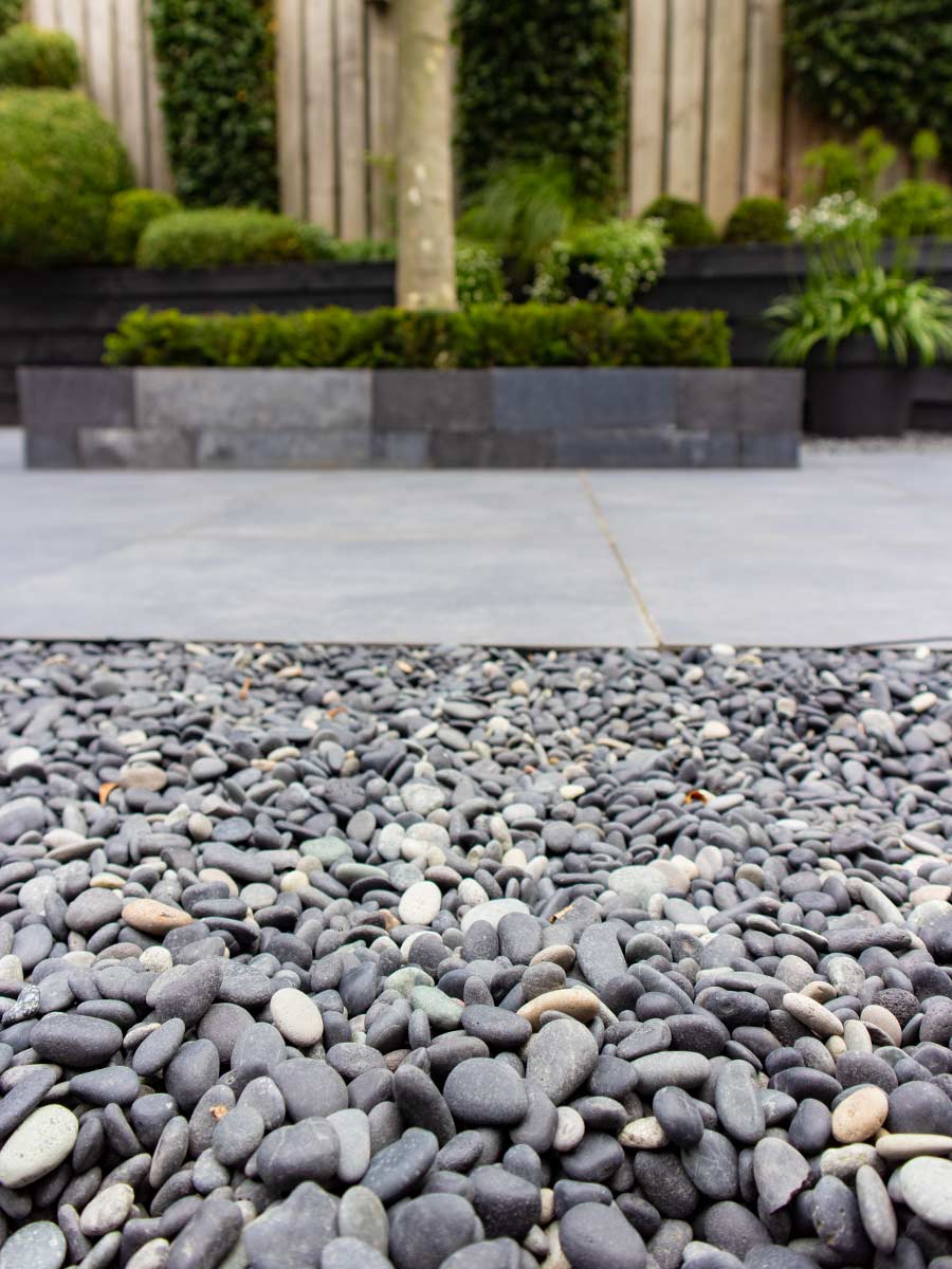Beach pebbles zwart 16/25mm
